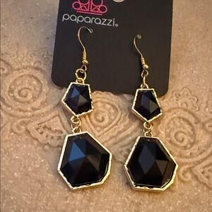 NWT Paparazzi Black and Gold Geometric Earrings 3”